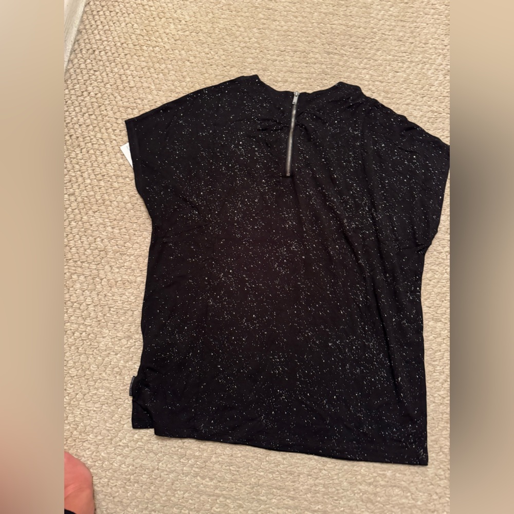 Calvin Klein top - Picture 2 of 2